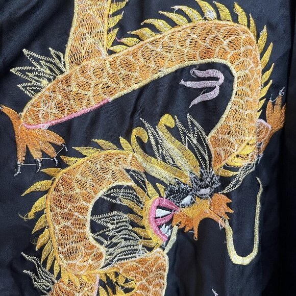 Dachunghwa Unisex Black Embroidered Dragon Satin Robe Kimono Vtg 90s Y2K NO BELT - Picture 14 of 14